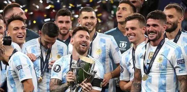 2022世界杯决赛（预示着足球世界新纪元的到来）
