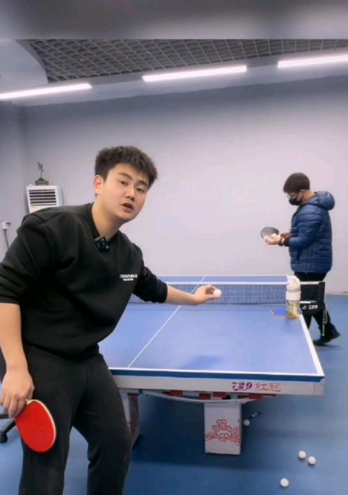 乒乓球技术指南（以乒乓球侧旋球怎么接，轻松应对高难度回球）