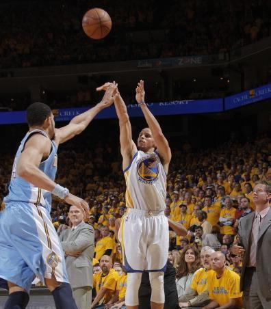 NBA球星投篮姿势排行榜（揭秘投篮姿势之王，为你提供提升投篮能力的秘诀）