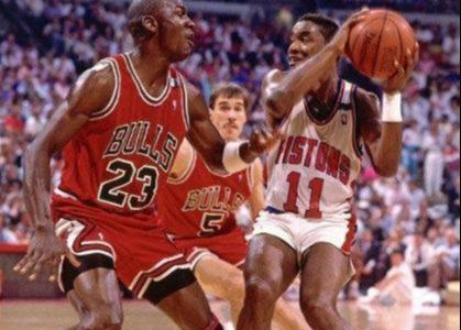 NBA乔丹球星工资排行榜（揭秘NBA乔丹球星工资榜单，让你惊叹球场巨星的收入究竟有多高！）