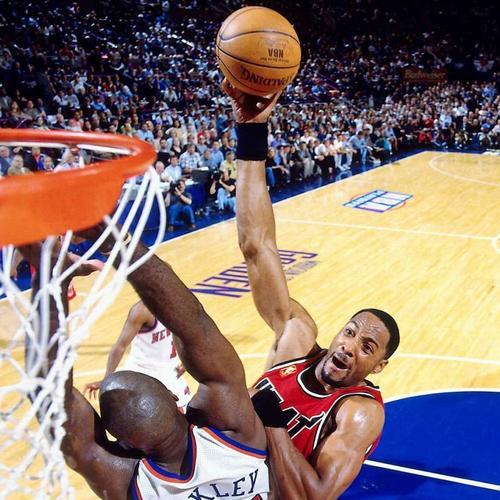 NBA历年球星收入排行榜（探索NBA球员历年收入，揭示巨星们的财富传奇）