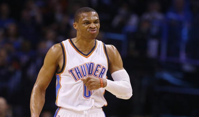 NBA现役球员球迷排行榜（探索NBA球迷最爱的现役球员，揭示他们的魅力和影响力）