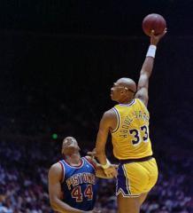 NBA中锋跑步速度排行榜揭晓（揭秘NBA中锋们惊人的跑步速度，谁是最快的？）