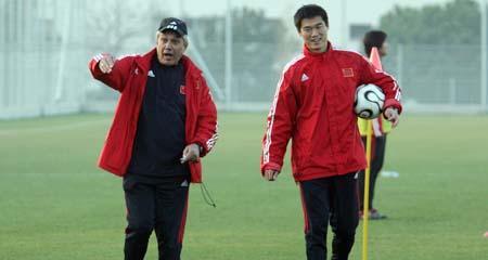 宿茂臻的足球技巧与他的成功之路（从无名球员到国际足坛的耀眼新星，他是如何做到的？）