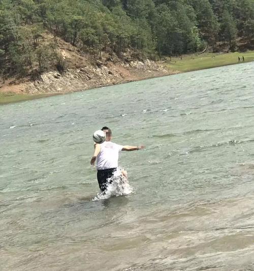 水库游泳技巧（挑战极限，探索水中世界的奇妙之旅）