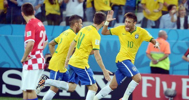 2018世界杯（全球焦点、精彩纷呈，瞩目世界杯的足球盛事）