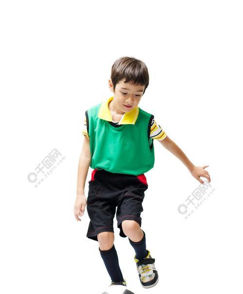 打造时尚足球男孩的休闲穿搭技巧（时尚篇-让你在球场外也散发魅力）