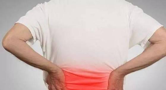 乒乓球爱好者腰疼问题解析（打乒乓球腰疼是否属于正常情况？）