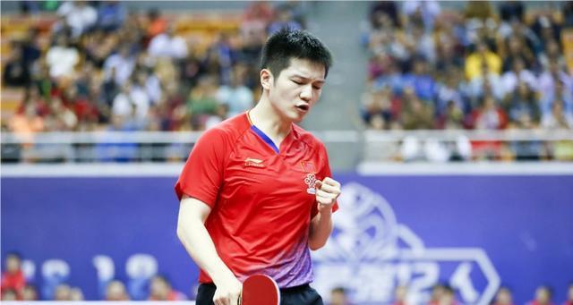 征服球台，闪耀釜山！（中国乒乓球运动员勇夺男单冠军，再现辉煌！）