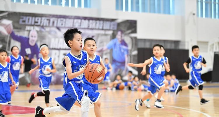 如何提升少儿篮球0基础个人防守能力（掌握基本技巧，成为篮球场上的防守之王）