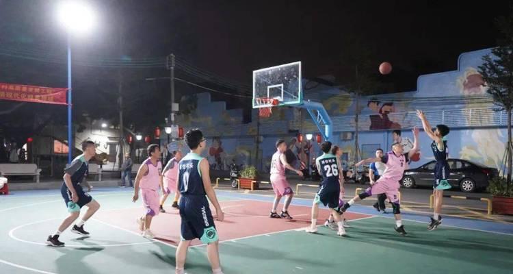 篮球教学防守背打，提升球员战术技能（以郭教练为师，掌握防守背打的精髓）